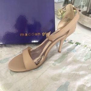 8.5 high-heeled sandal with ankle strap - tan - Madden Girl